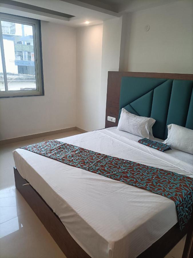Hotel Tark Inn Near Igi Airport New Delhi Exteriör bild